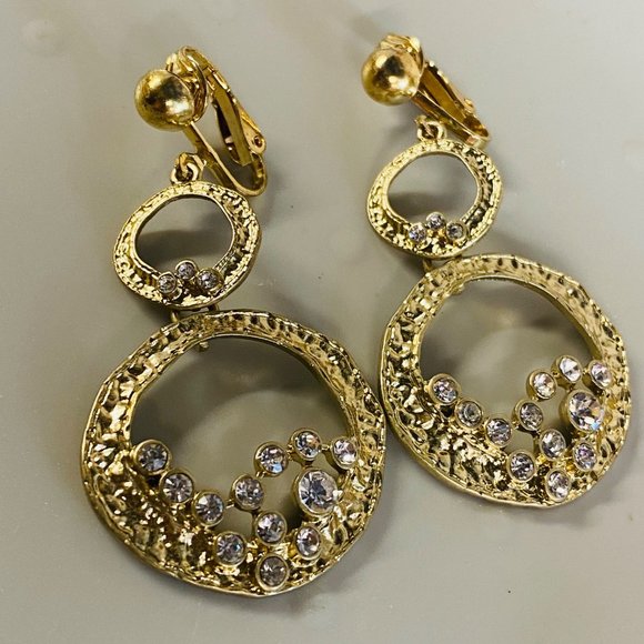 Art Deco Earrings Dangle Drop Clip-on Gold Tone Clear Rhinestones Gypsy Boho - Picture 2 of 16
